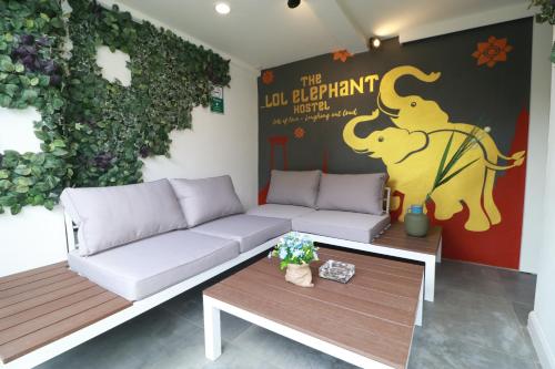 The LOL Elephant Hostelにあるシーティングエリア