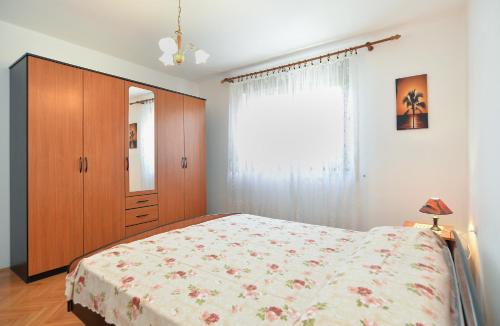 מיטה או מיטות בחדר ב-Apartment with nice terrace 684