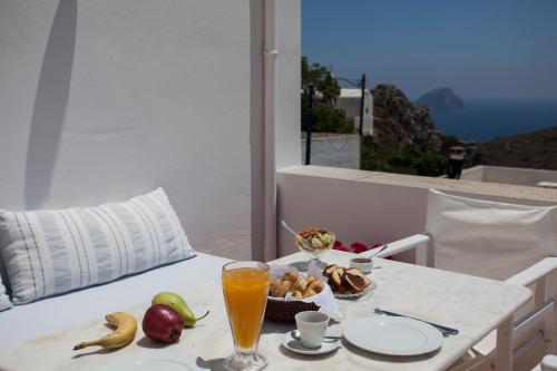Gallery image of Nostos Guesthouse in Kýthira