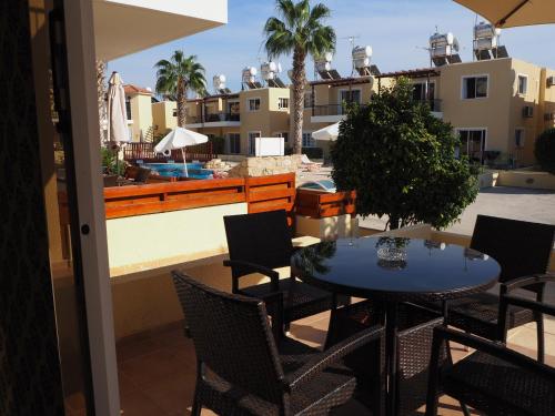 Un balcón o terraza de Sirena Sunrise Prestige apartments