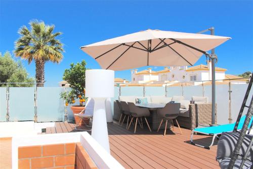 magnifique et spacieuse villa avec piscine privative