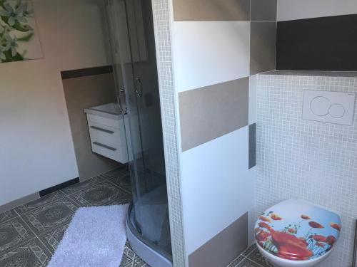 Fotografie z fotogalerie ubytování Apartments Let Me In v destinaci Pörtschach am Wörthersee