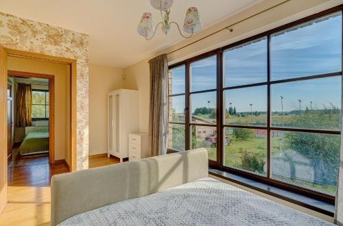 Gallery image of Spacious Villa with Large Hall in Mindūnai
