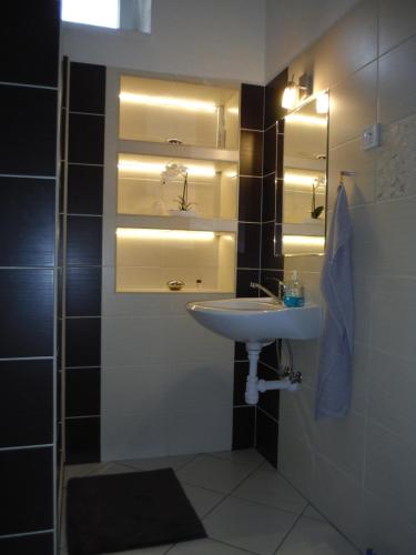 Un baño de Apartman Silver