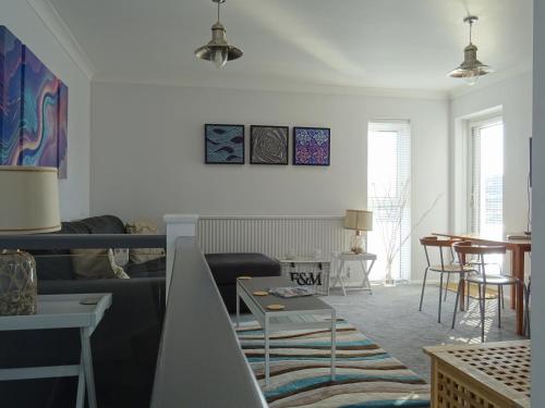 Posezení v ubytování Aisla Cottage • East Cowes • Isle of Wight