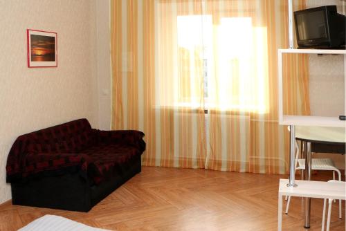 Seating area sa 1-комнатная меблированная квартира с балконом в центре Ульяновска – посуточно