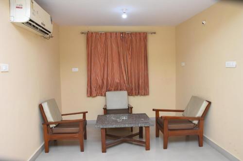 Gallery image of Hotel Surya Residency Majestic in Bangalore