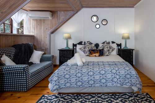 Ein Bett oder Betten in einem Zimmer der Unterkunft Zesty Guesthouse