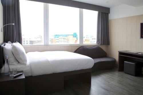 Superior Queen Room