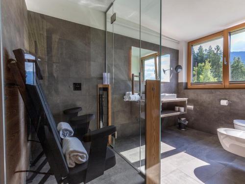 ห้องน้ำของ Kronplatz CHALET WALCHHORN Brunico Dolomites