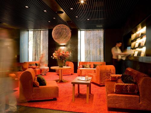 Ruang duduk di City Garden Hotel