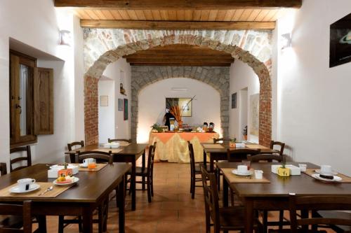 En restaurant eller et spisested på Hotel Antica Posada