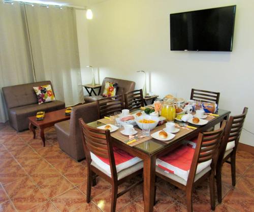 TV a/nebo společenská místnost v ubytování Del Valle House