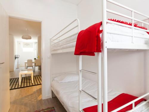 เตียงสองชั้นในห้องที่ City Stays Principe Real Apartments