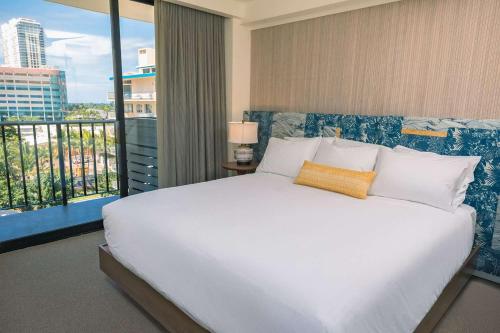 Katil atau katil-katil dalam bilik di The Surfjack Hotel & Swim Club