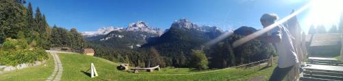 Foto dalla galleria di Fogajard Lovely Chalet a Madonna di Campiglio