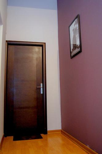  Moscow Boutique Hotel -  Chambre  photo :   Tea/Coffee maker    Minibar    Shower                           