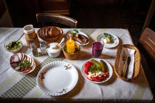 Mad på feriegården eller i nærheden