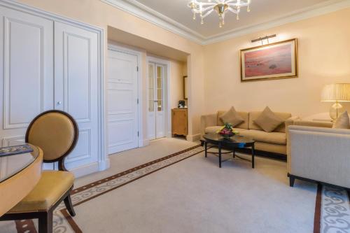 Un lugar para sentarse en Kempinski Nile Hotel, Cairo