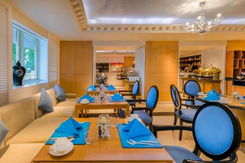 Un lugar para sentarse en Kempinski Nile Hotel, Cairo