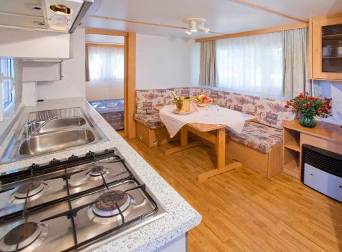 Gallery image of Camping Baia Saraceno in Palau