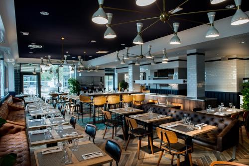 Restaurace v ubytování KOPSTER Hotel Lyon Groupama Stadium