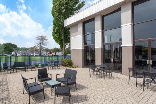 Φωτογραφία από το άλμπουμ του Baymont by Wyndham Grand Haven σε Grand Haven