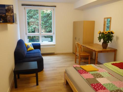 Postel nebo postele na pokoji v ubytování Private Rooms in Prenzlauerberg