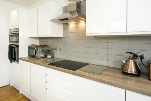 House for Families or Groups near Cardiff City Centre photo 14