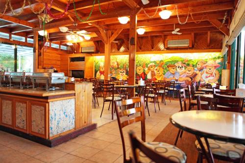 Restaurace v ubytování Master Bear Resort