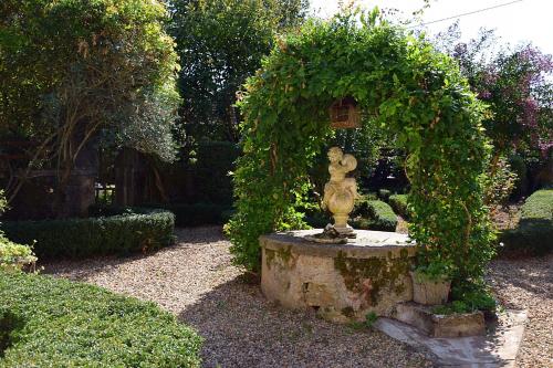 Κήπος έξω από το L'Intemporelle B&B