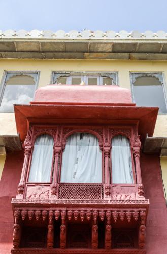 Balkón nebo terasa v ubytování Shahpura Kumbhal Villas