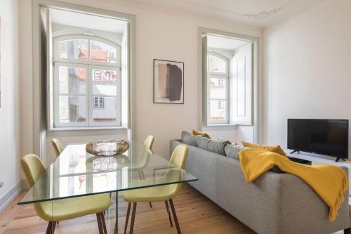 Downtown Lisbon Apartment by LovelyStay