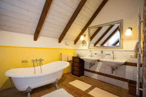 Koupelna v ubytování Hotel Brummeier