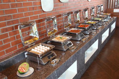 Comida en o cerca de este resort