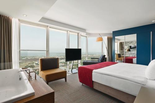 Gallery image of Ramada Encore by Wyndham Izmir in Izmir