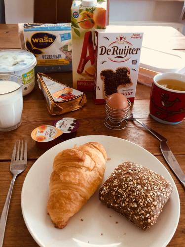 Φαγητό σε αυτό το διαμέρισμα ή κάπου εκεί κοντά