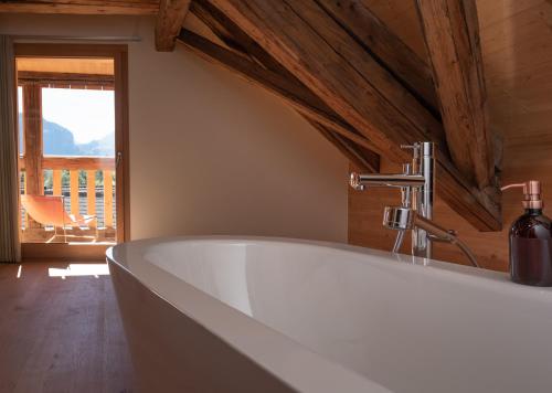 Koupelna v ubytování Casa Caminada