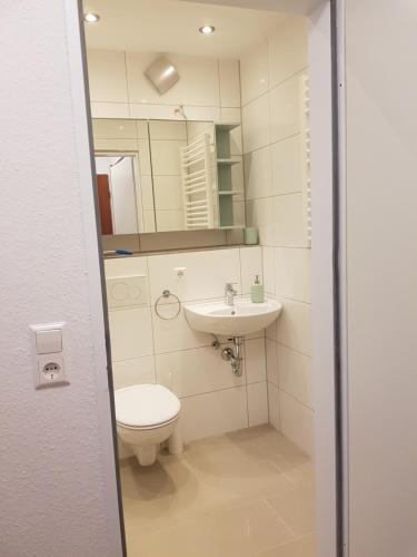 Bilik mandi di Wohnung am Neckar