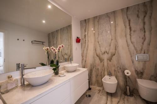 Phòng tắm tại Santo António House - Exclusive Apartment