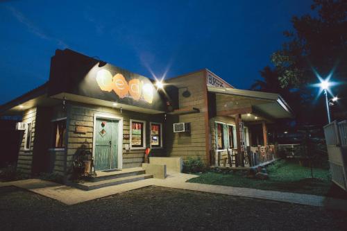 Gambar di galeri bagi Ted's Bed and Breakfast di Santa Cruz