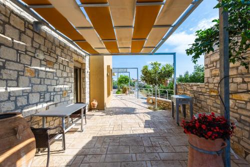 Μπαλκόνι ή βεράντα στο Villa Evgoron