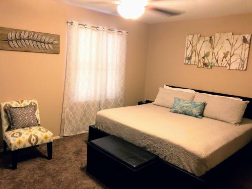 Giường trong phòng chung tại Oasis at South Mountain Phoenix
