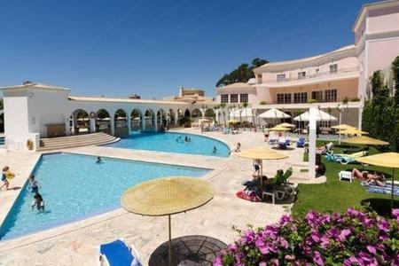 Algarve - Praia da Rocha - Near of Awesome Beach