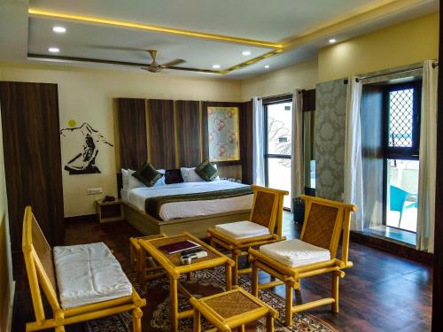Foto da galeria de Dwivedi Hotels Sri Omkar Palace em Varanasi