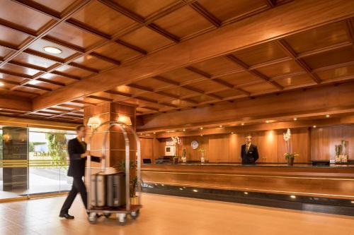 Επισκέπτες που μένουν στο htop Calella Palace & SPA 4Sup #htopFun