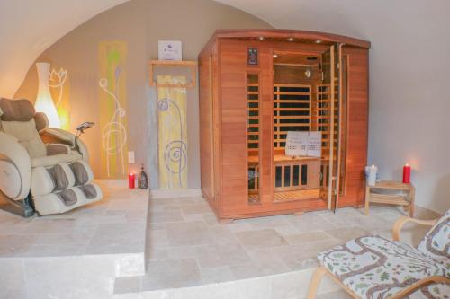 Ruang duduk di Domaine de Rochebelle