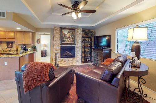 Sabino Canyon Condos – Photos 3