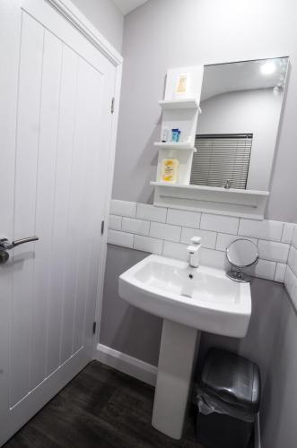 Ένα μπάνιο στο 159 Smart Apartments