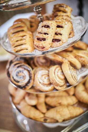 ホテルの敷地内または近くでの食事または食べ物